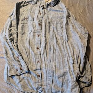 Duluth Trading Co Men's Casual Gray Button-Down Shirt
